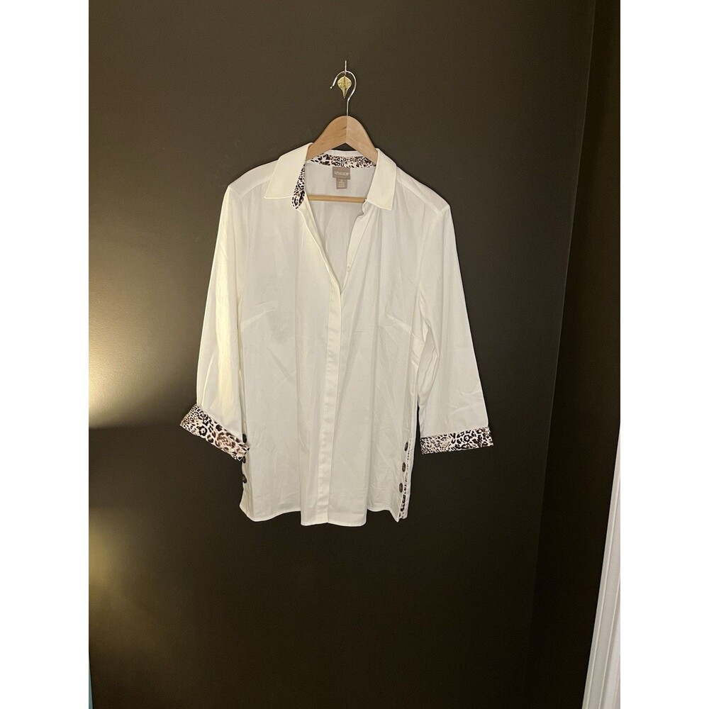 Chico’s Size 2 L White Tunic Shirt Leopard Trim 3/4 Sleeve Button Blouse